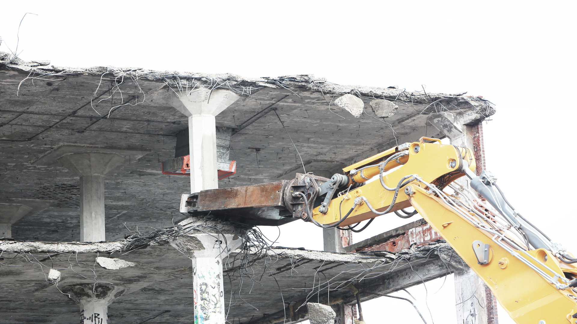 En la demolición de un edificio hay que respetar siempre las medidas de ...